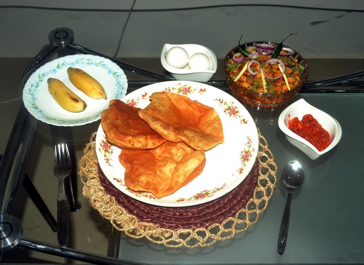 Dream Homestay Guwahati Bagian luar foto