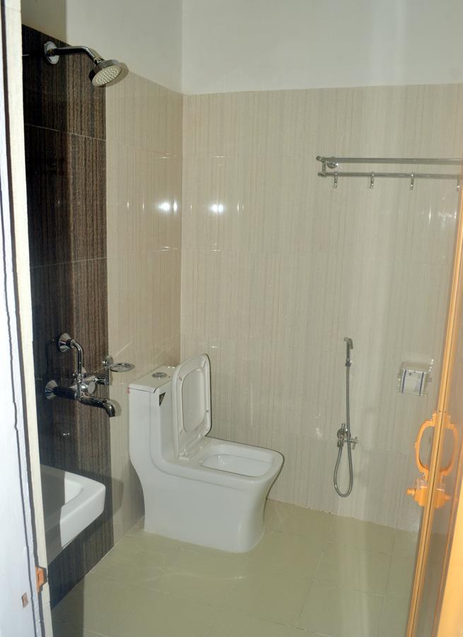 Dream Homestay Guwahati Bagian luar foto