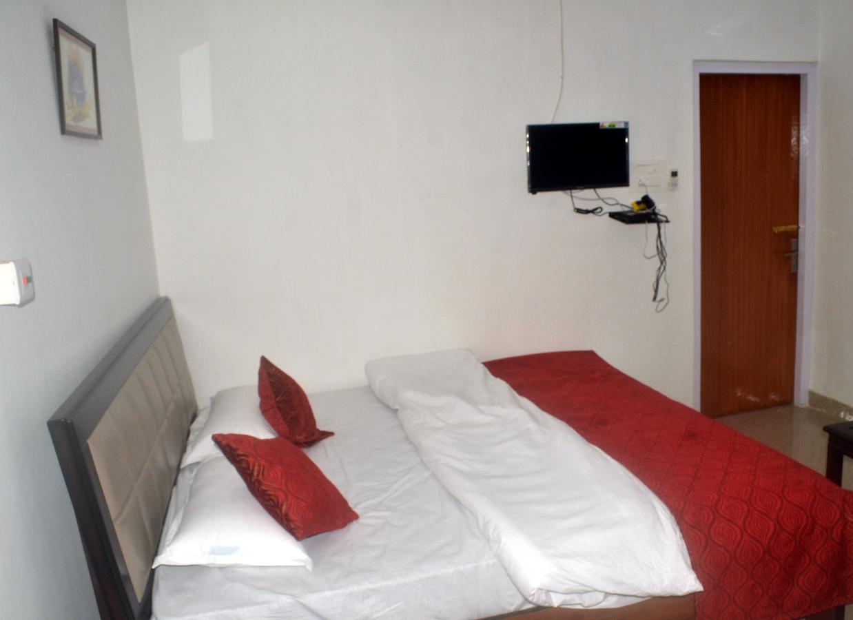 Dream Homestay Guwahati Bagian luar foto