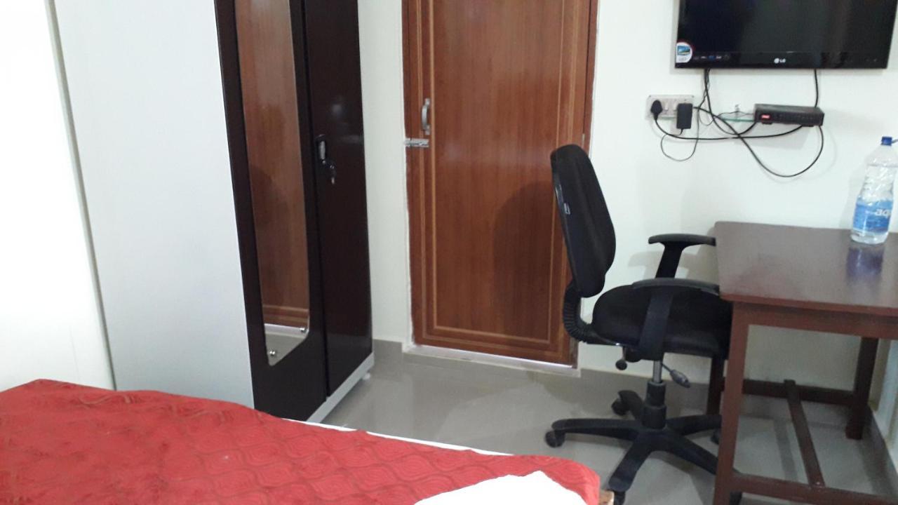 Dream Homestay Guwahati Bagian luar foto